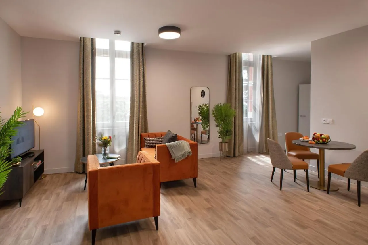 Residence Domitys Chateau Camas Pin-Balma